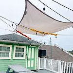 Mandeville Creole Cottage - 3 Bed-2 Bath