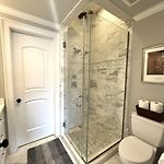 The Frenchman 2Bed - 2 Bath