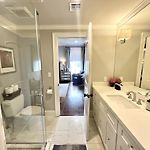 The Frenchman 2Bed - 2 Bath