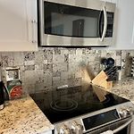 The Frenchman 2Bed - 2 Bath