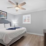 Frenchmen 2Br Stay W Pool & Free Parking