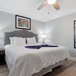 Frenchmen 2Br Stay W Pool & Free Parking