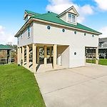 New Orleans Lake Catherine 5Br 4Ba
