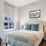 Landing Modern Apartment With Amazing Amenities