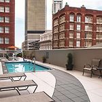 La Quinta Inn & Suites By Wyndham New Orleans Downtown