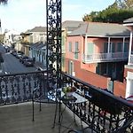 Lafitte Hotel & Bar