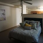 Canal Street Studio Bed & Breakfast