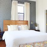 One-Bedroom On Carondelet Street Apt 303