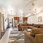 Modern 4Br City Condo 5Min Drive To Fq