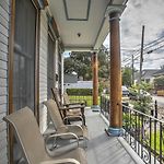 Walk To River, Tram & Zoo: Classic Nola Home!