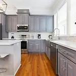Hosteeva Brand New With A Pool Steps To St Charles Ave Apartment New Orleans