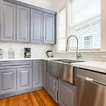 Hosteeva Brand New With A Pool Steps To St Charles Ave New Orleans