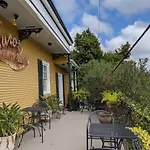 Balcony Bed & Breakfast