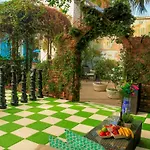 Villa 7 Bedroom - Sleeps 14! Next To Bourbon Street