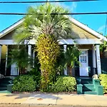 Lions Inn Bed & Breakfast