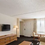Sunrise & Hotel 2*