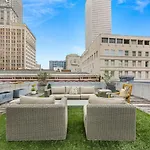 City View Condo With Private Rooftop
