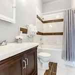 5br Penthouse Steps To The Streetcar & Fq Apartment New Orleans