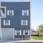 5Br Penthouse With Amenities Near Fq