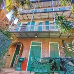 Bon Maison Guest house