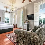 Rathbone Mansions Hotel