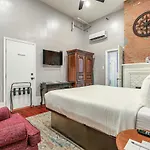 Rathbone Mansions Hotel 3*