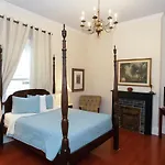 Bed & Breakfast The Esplanade Mansion