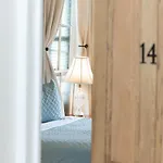 The Esplanade Mansion Bed & Breakfast