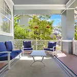 Comfortable Rooms Near All Nola Hot Spots