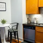 French Quarter Delight 1 Apartment