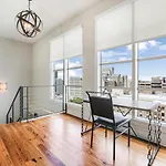 Modern & Fully Furnished In The Heart Of The Apartment *