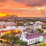Hotel The Pontchartrain 4*