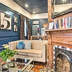 Walk To Magazine Street Contemporary Nola Studio