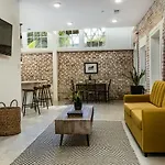 Apartment 3bd / 6 Guests / Phenomenal Location