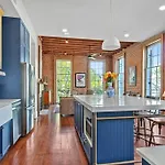 Apartment Fab 1838 Garden District 5br With Parking And Balcony *
