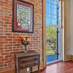 Fab 1838 Garden District 5br With Parking And Balcony