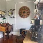 Balcony Bed & Breakfast 3*