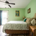 Big Easy Charmer License #23-ostr-12410 Holiday home