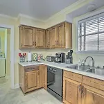 Holiday home Getaway - 5 Mi To French Quarter!