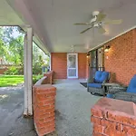 Getaway - 5 Mi To French Quarter! Holiday home *