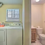 Holiday home Getaway - 5 Mi To French Quarter! *