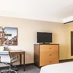 La Quinta By Wyndham New Orleans Downtown