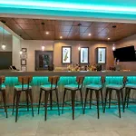 La Quinta & By Wyndham Downtown Hotel New Orleans