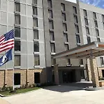 Country & By Radisson, I-10 East, La Hotel