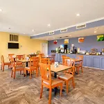 Quality I-10 East Hotel