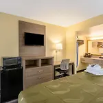 Hotel Quality I-10 East 3*
