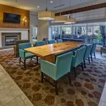 Hilton Garden Convention Center 3*
