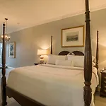 Bienville House Hotel