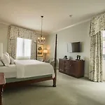 Hotel Bienville House 3*