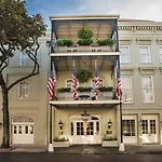 Bienville House Hotel